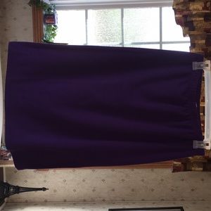 Nuggles purple straight skirt